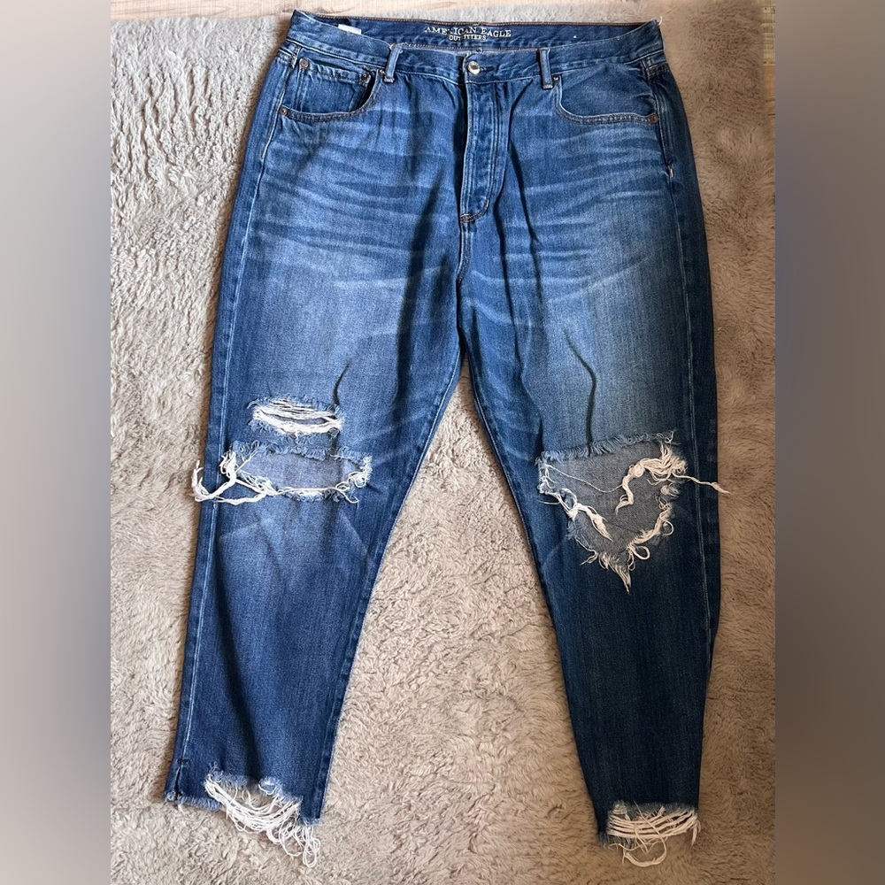 American Eagle Ripped Jeans, Short, Frayed.